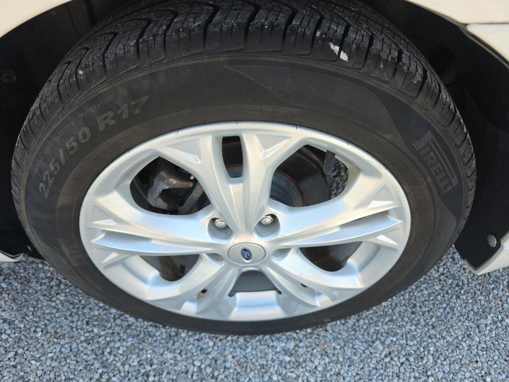 Ford Fusion 4dr Sdn SE FWD 2012