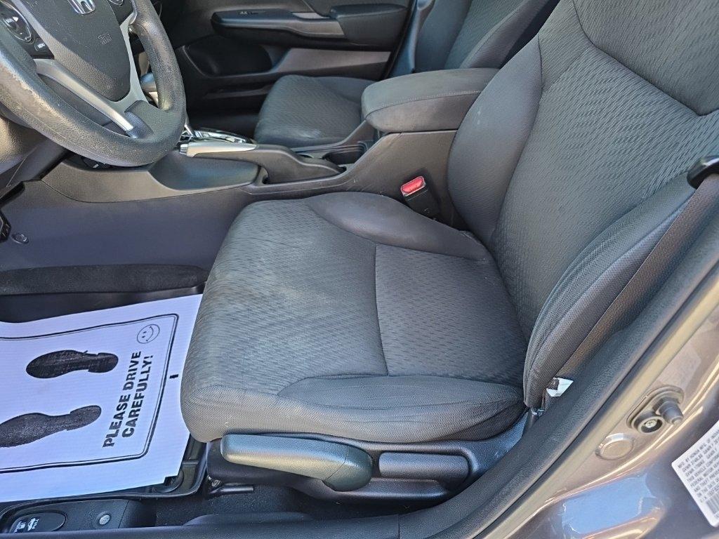 Honda Civic Sedan 4dr CVT SE 2015