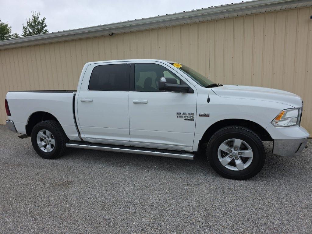 RAM 1500 Classic SLT 4x4 Crew Cab 5'7" Box 2019