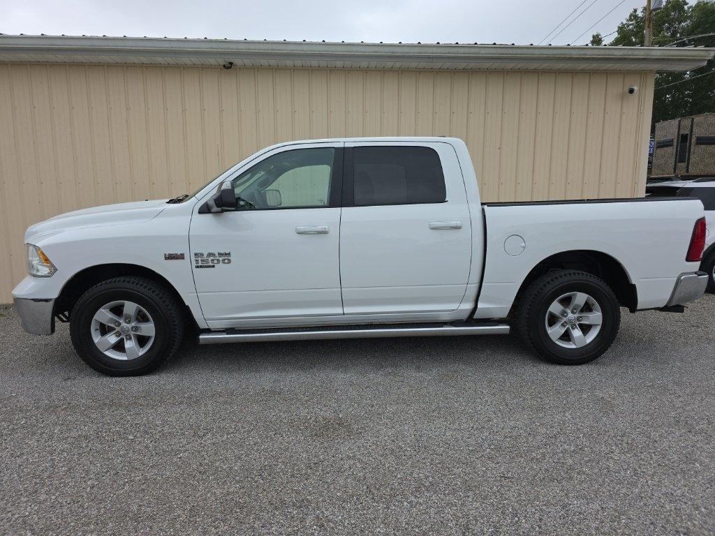 RAM 1500 Classic SLT 4x4 Crew Cab 5'7" Box 2019
