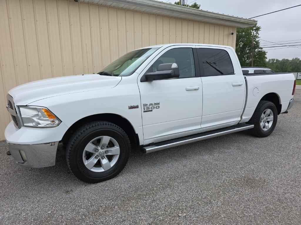 RAM 1500 Classic SLT 4x4 Crew Cab 5'7" Box 2019