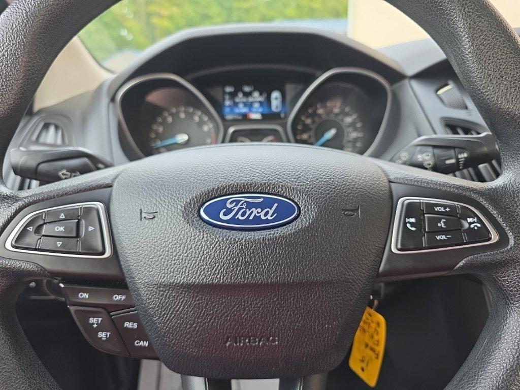 Ford Focus 4dr Sdn SE 2015