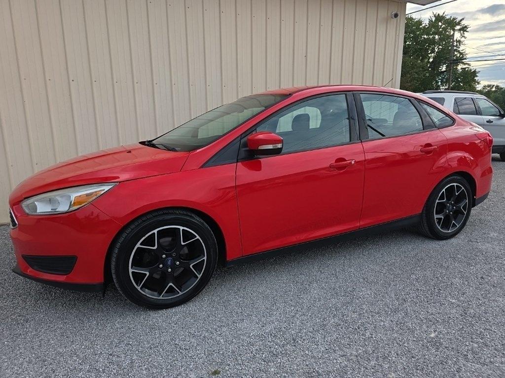 2015 Ford Focus SE - Photo 10