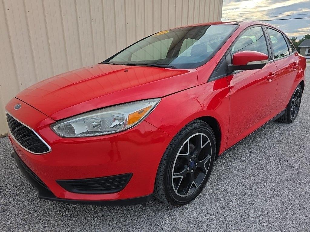 2015 Ford Focus SE - Photo 11