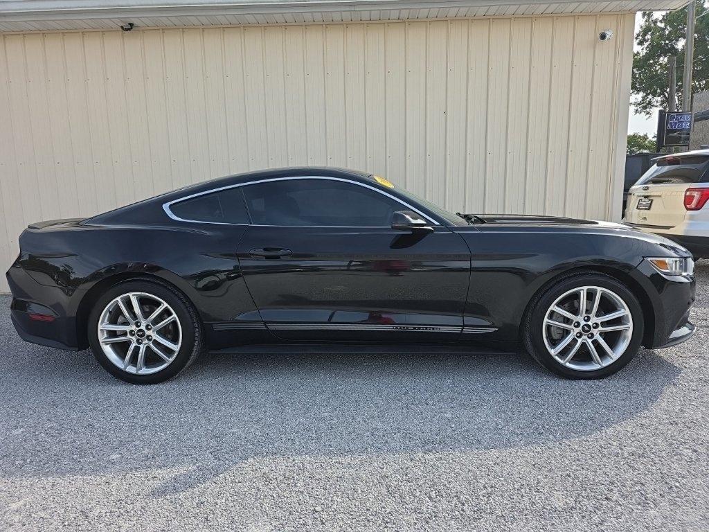 Ford Mustang 2dr Fastback EcoBoost 2016