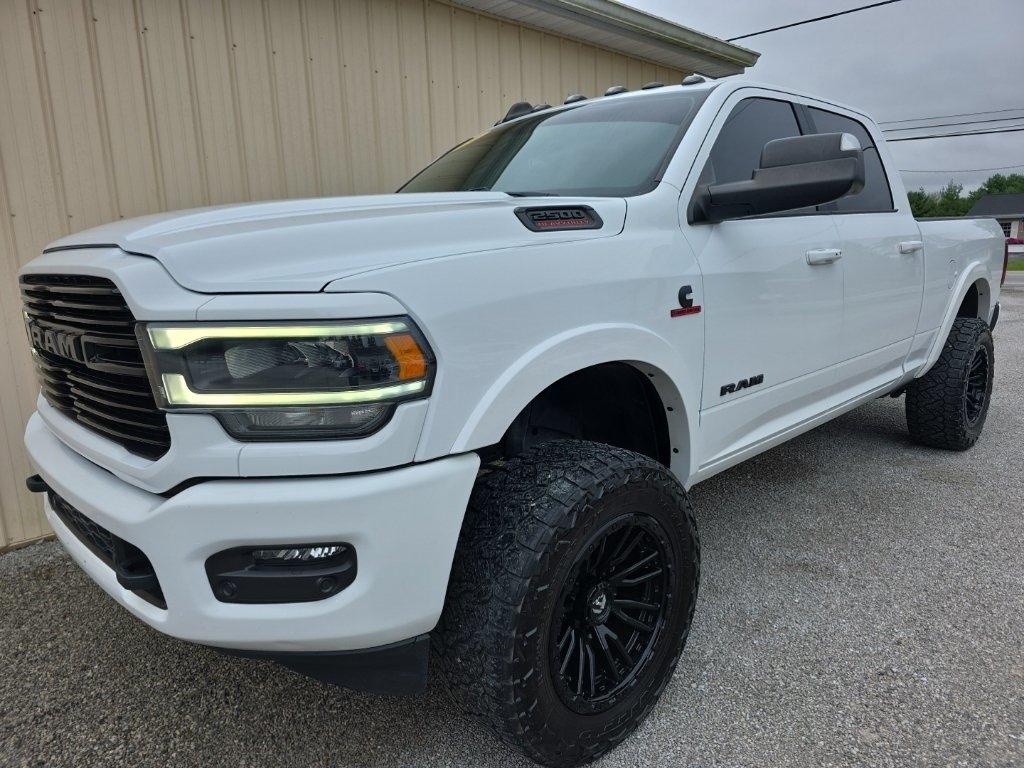 RAM 2500 Laramie 4x4 Crew Cab 6'4" Box 2020