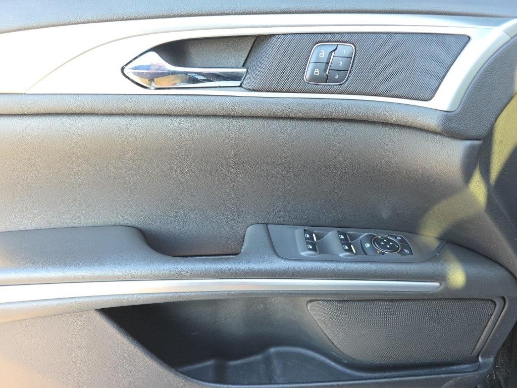 Lincoln MKZ 4dr Sdn AWD 2014