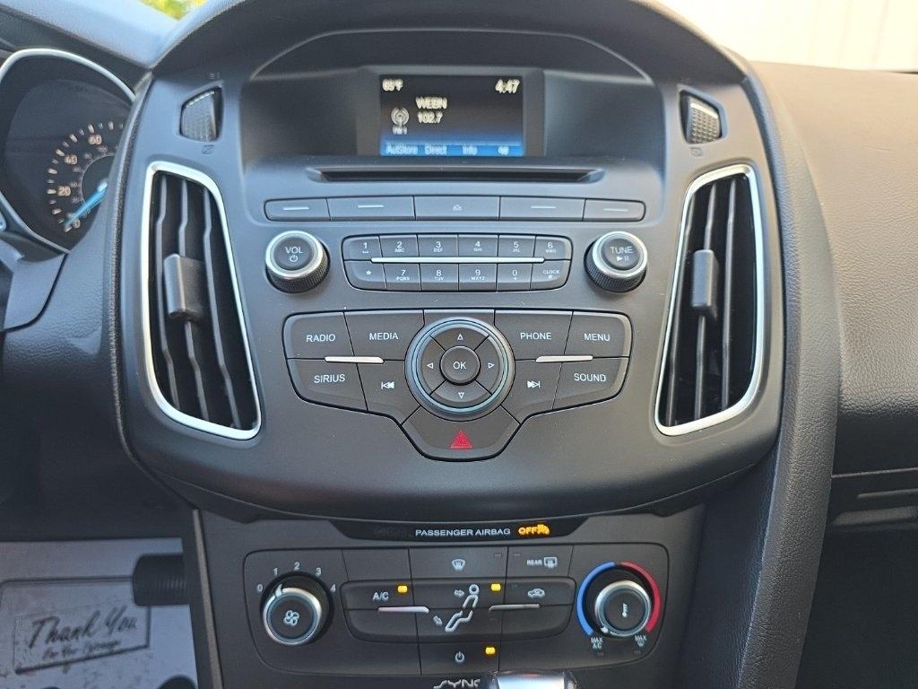 Ford Focus 4dr Sdn SE 2015