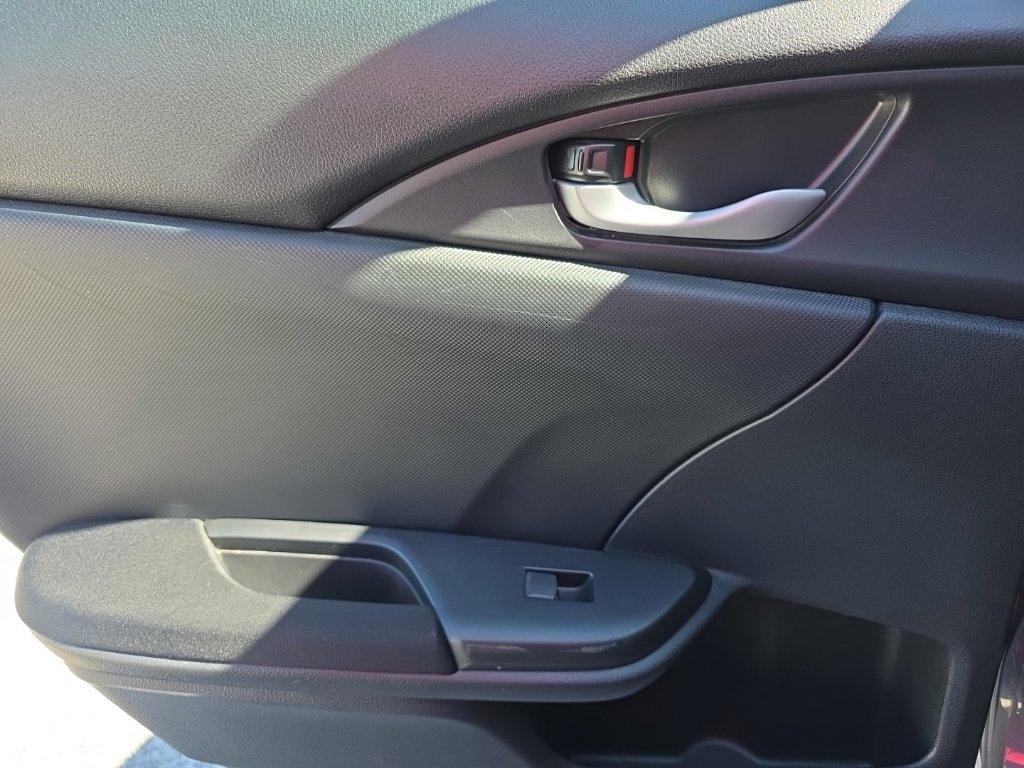 Honda Civic Sedan LX CVT 2021