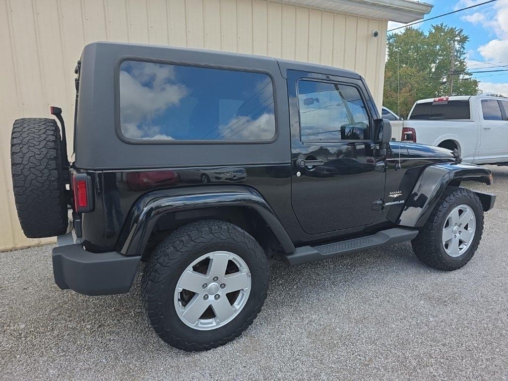 Jeep Wrangler 4WD 2dr Sahara 2012