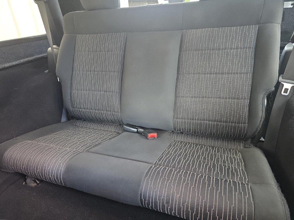 Jeep Wrangler 4WD 2dr Sahara 2012