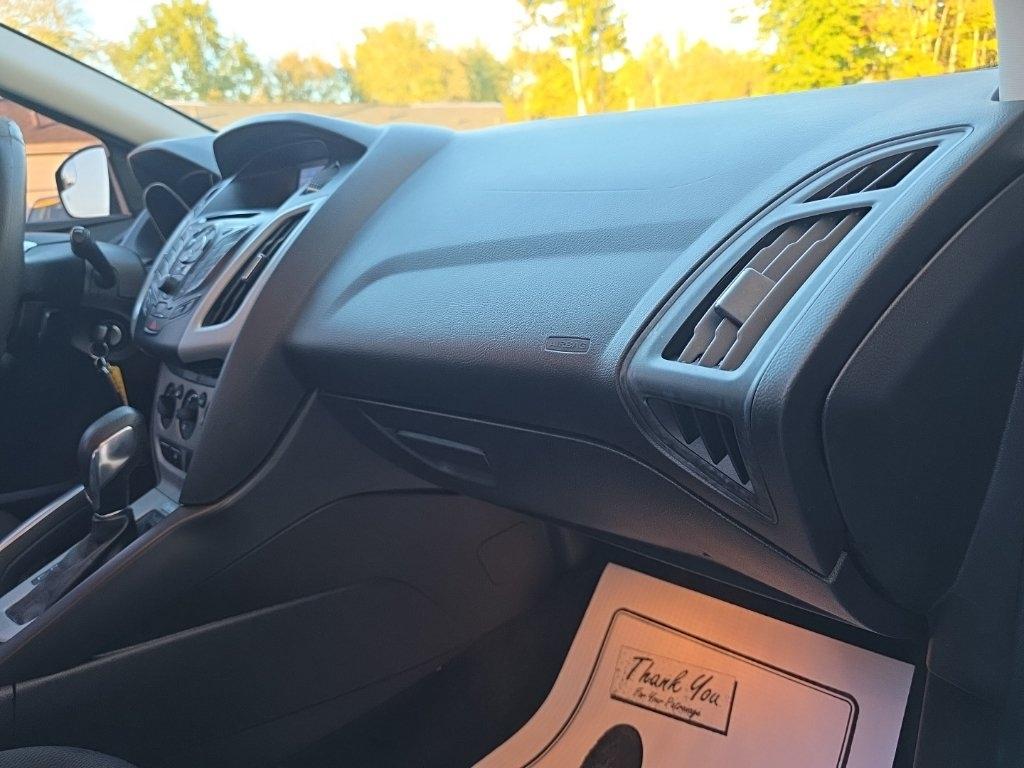 Ford Focus 5dr HB SE 2013