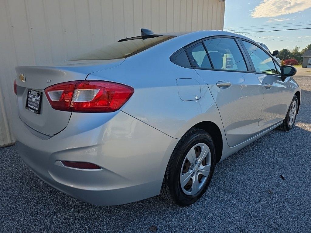 Chevrolet Cruze 4dr Sdn 1.4L LS w/1SB 2017