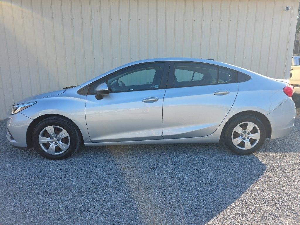 Chevrolet Cruze 4dr Sdn 1.4L LS w/1SB 2017