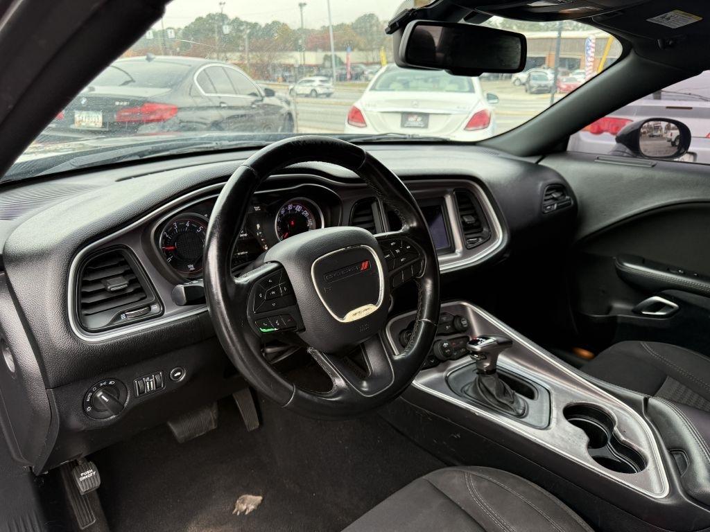 Dodge Challenger SXT 2019