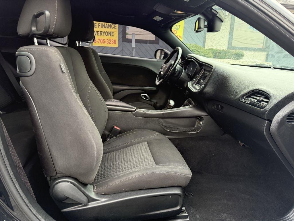 Dodge Challenger SXT 2019