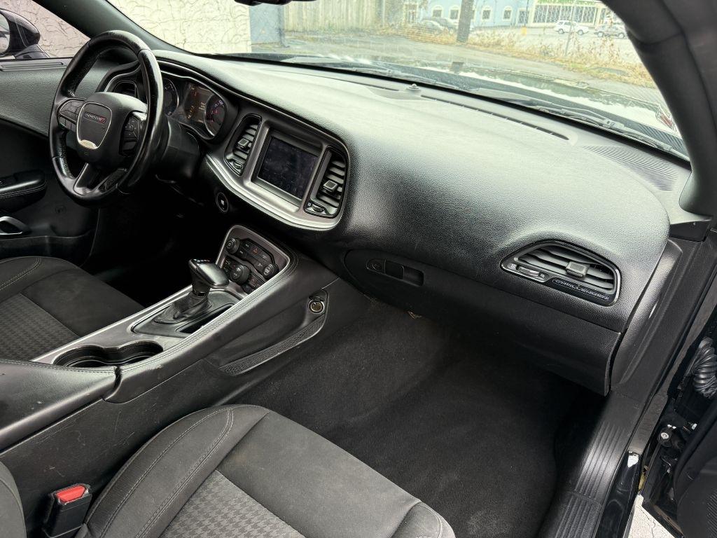Dodge Challenger SXT 2019