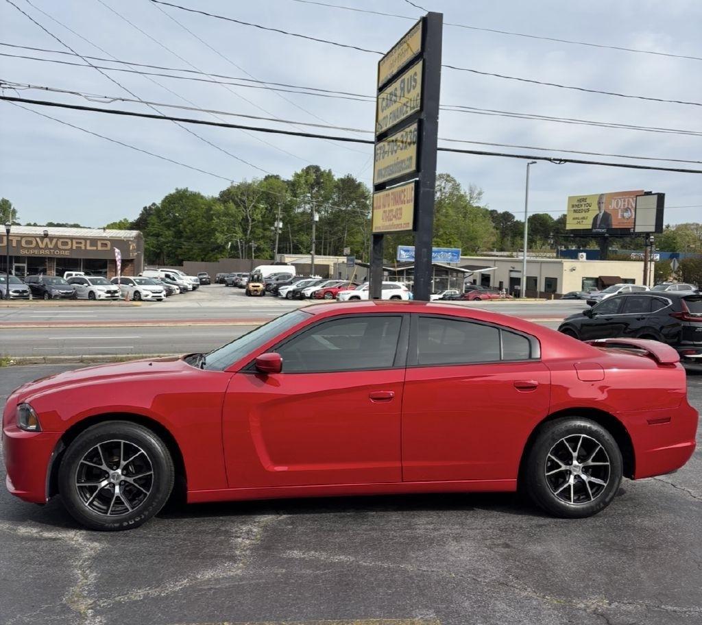 Dodge Charger SE 2012