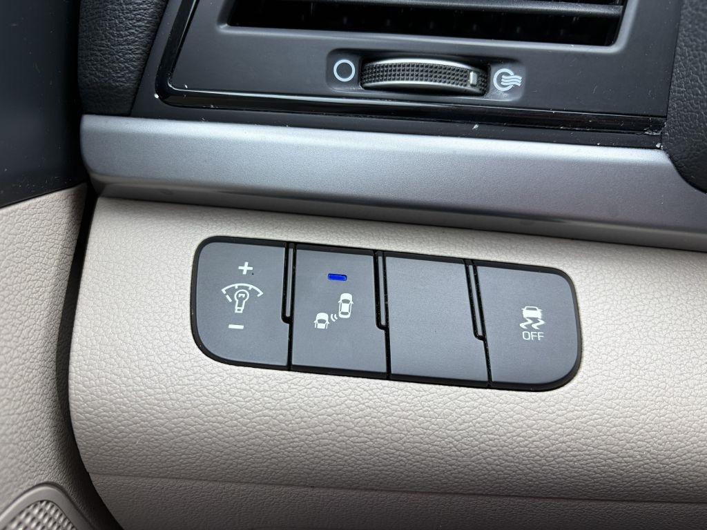 Hyundai Elantra Limited 2018