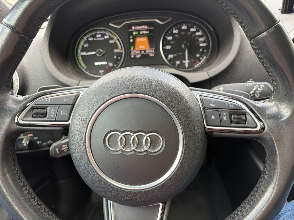 Audi A3 e-tron Prestige 2016
