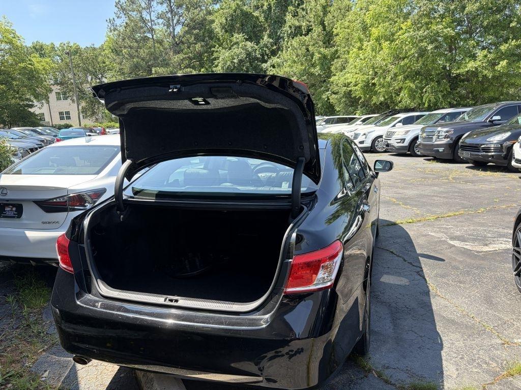Lexus ES 350 Sedan 2011
