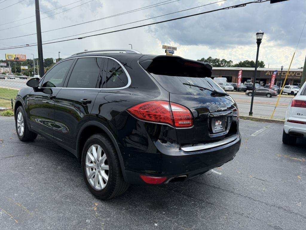 Porsche Cayenne Base 2014