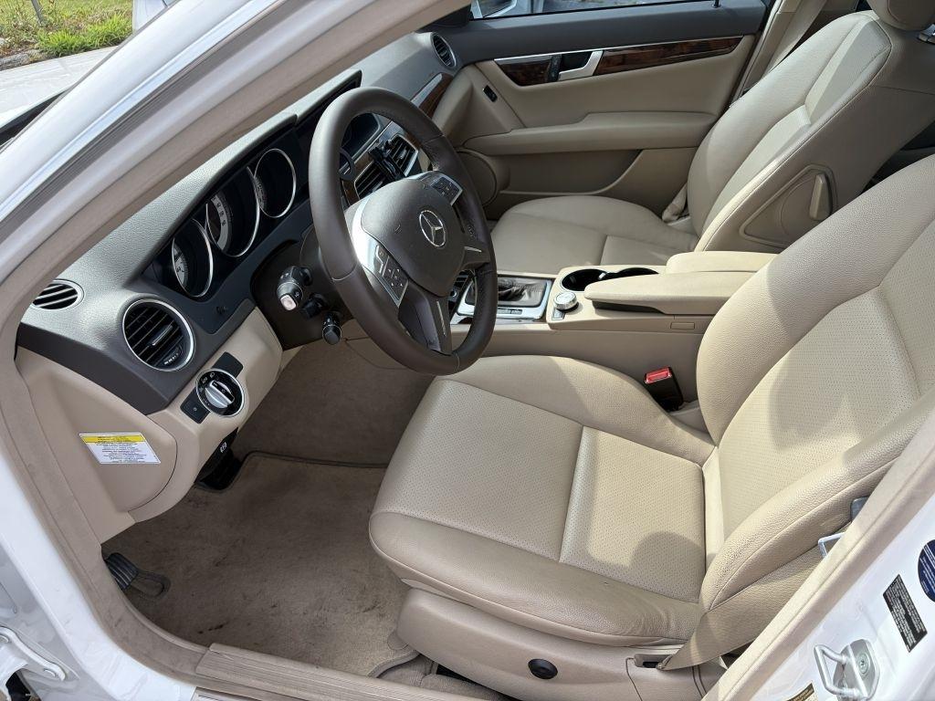 Mercedes-Benz C-Class C300 4MATIC Sport Sedan 2013