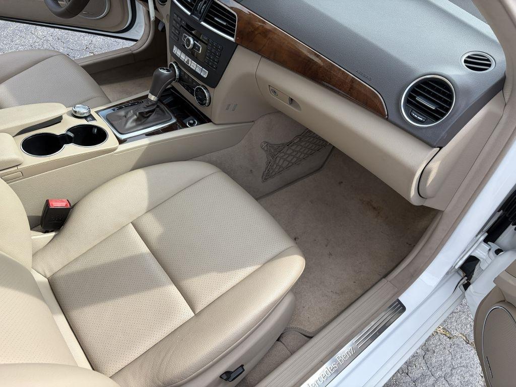 Mercedes-Benz C-Class C300 4MATIC Sport Sedan 2013
