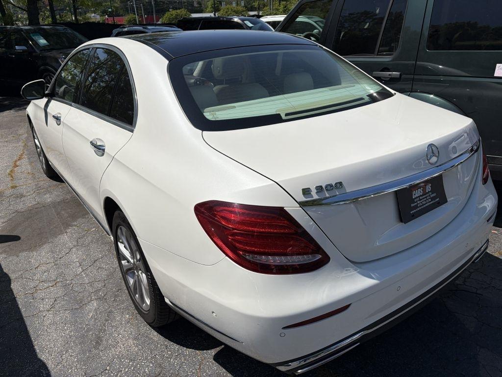 Mercedes-Benz E-Class E300 Luxury Sedan 2019