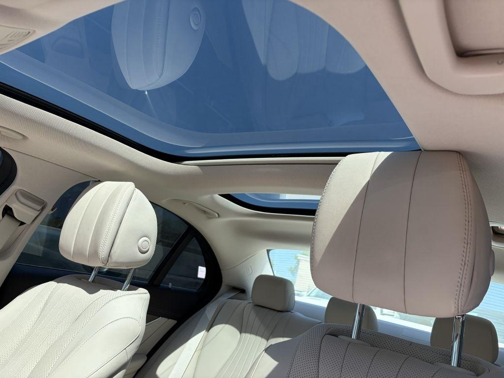Mercedes-Benz E-Class E300 Luxury Sedan 2019