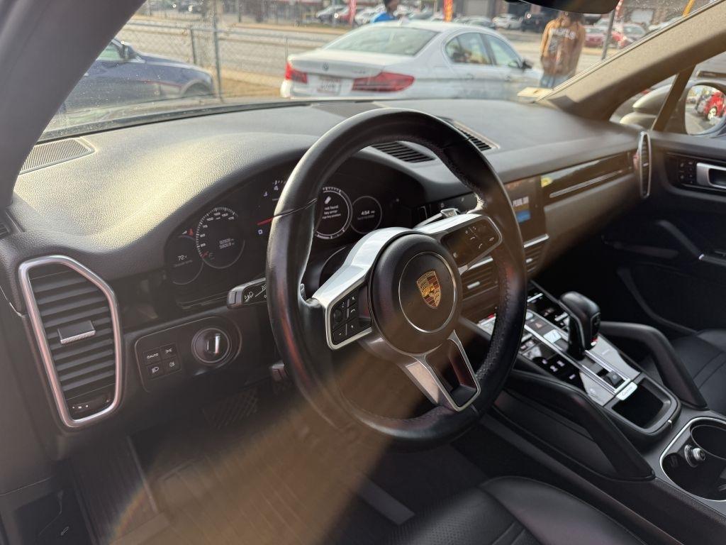 Porsche Cayenne Base 2020