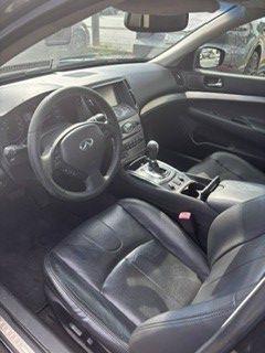Infiniti G37  2013