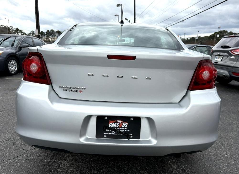 Dodge Avenger Base 2012