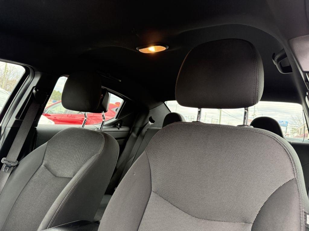 Dodge Avenger Base 2012