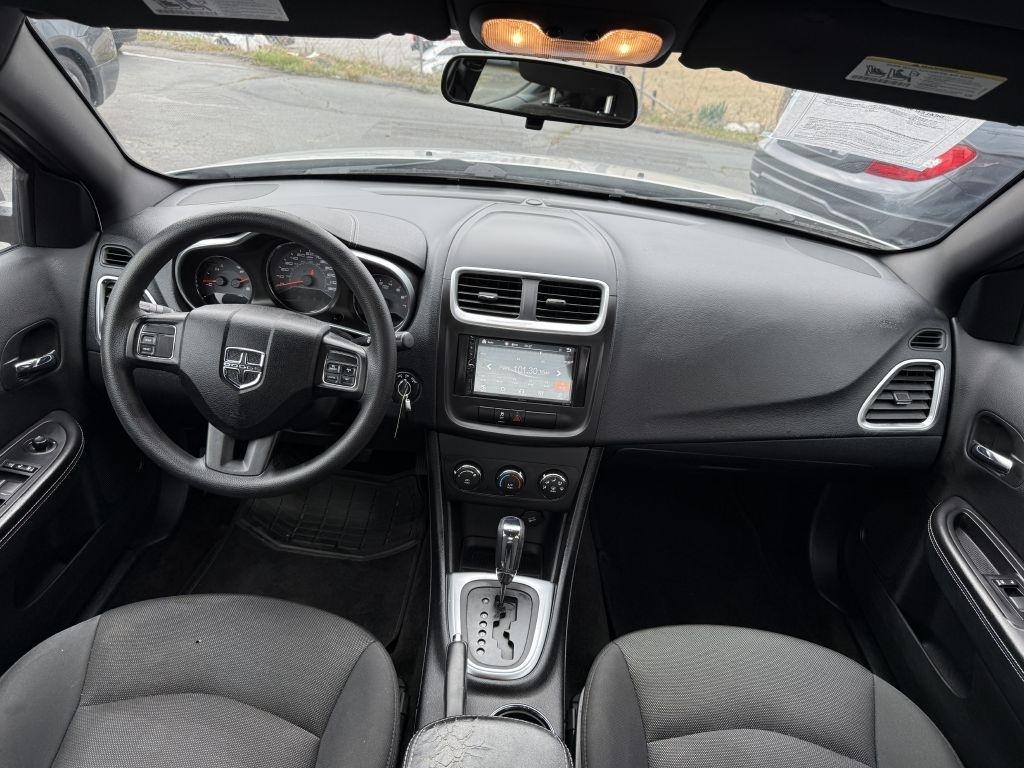 Dodge Avenger Base 2012