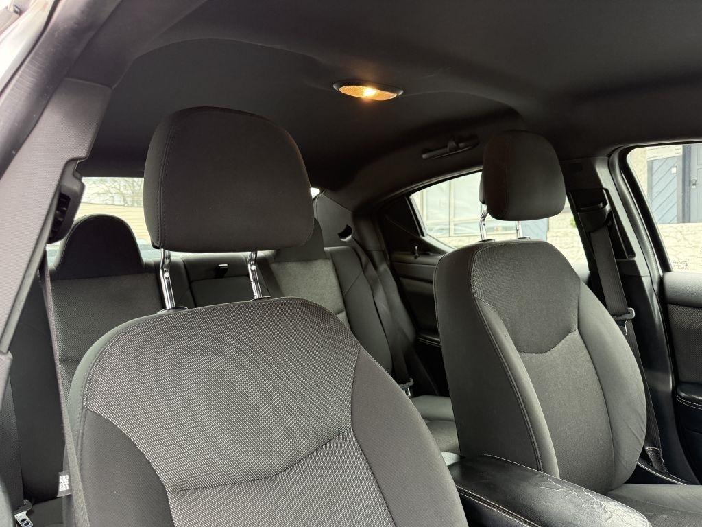 Dodge Avenger Base 2012