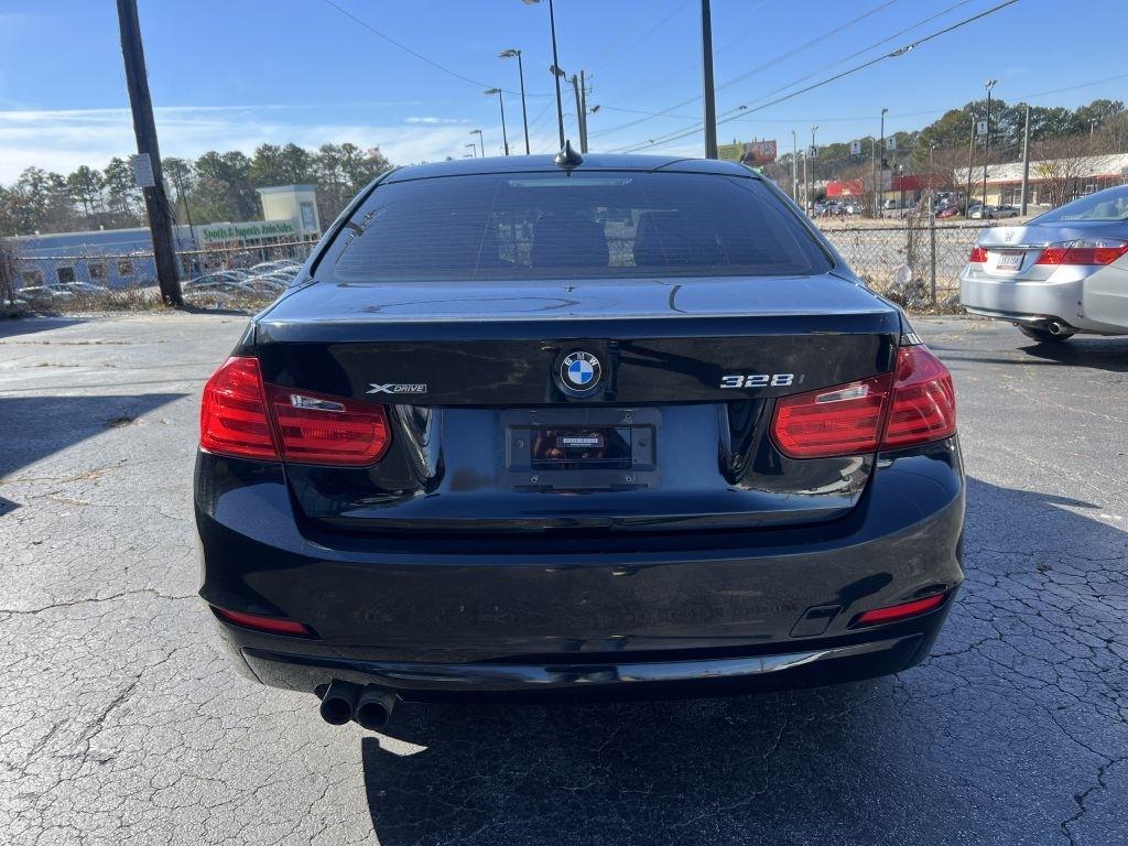 BMW 3-Series 328i xDrive Sedan 2013