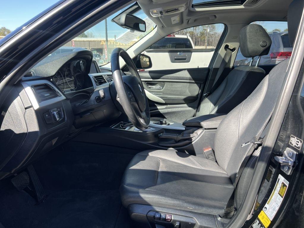 BMW 3-Series 328i xDrive Sedan 2013