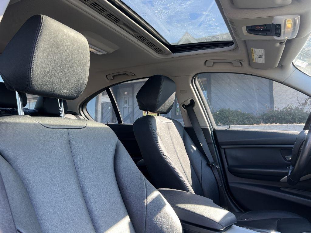 BMW 3-Series 328i xDrive Sedan 2013