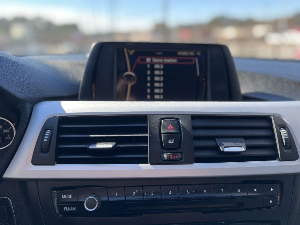 BMW 3-Series 328i xDrive Sedan 2013