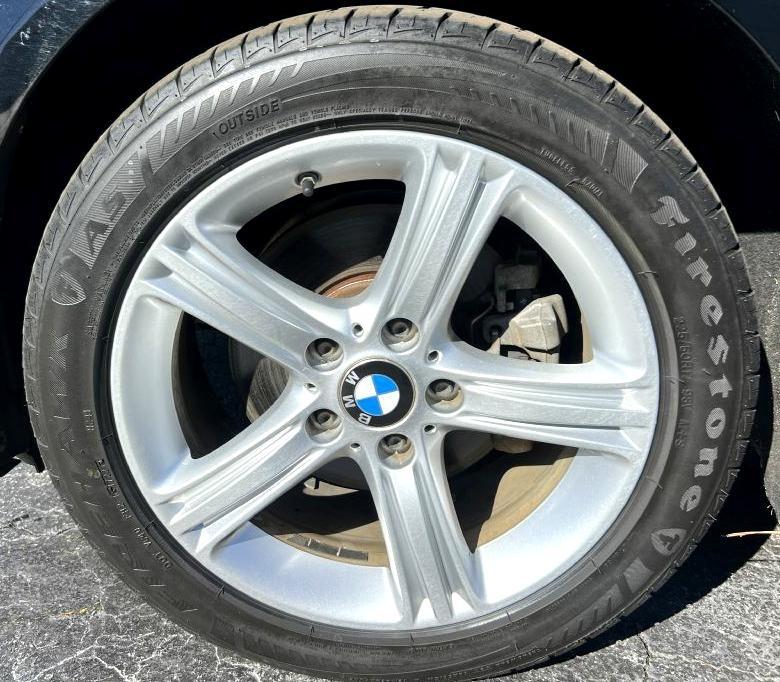 BMW 3-Series 328i xDrive Sedan 2013