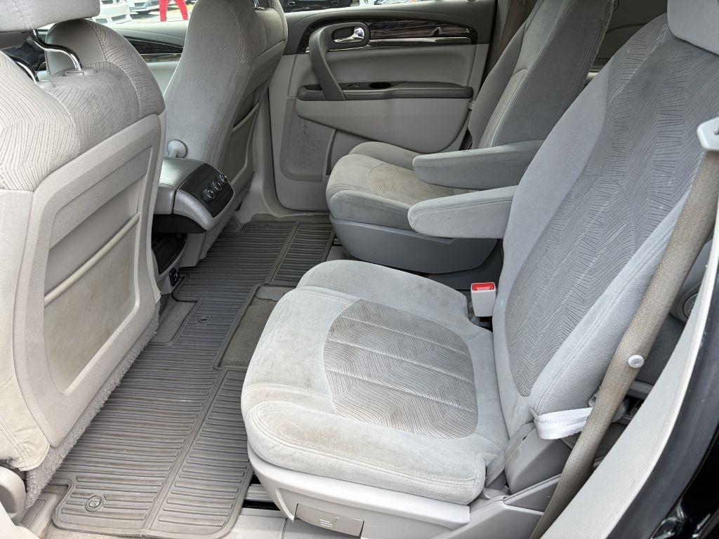 Buick Enclave Convenience FWD 2017