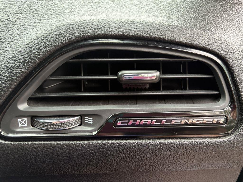 Dodge Challenger SXT 2019