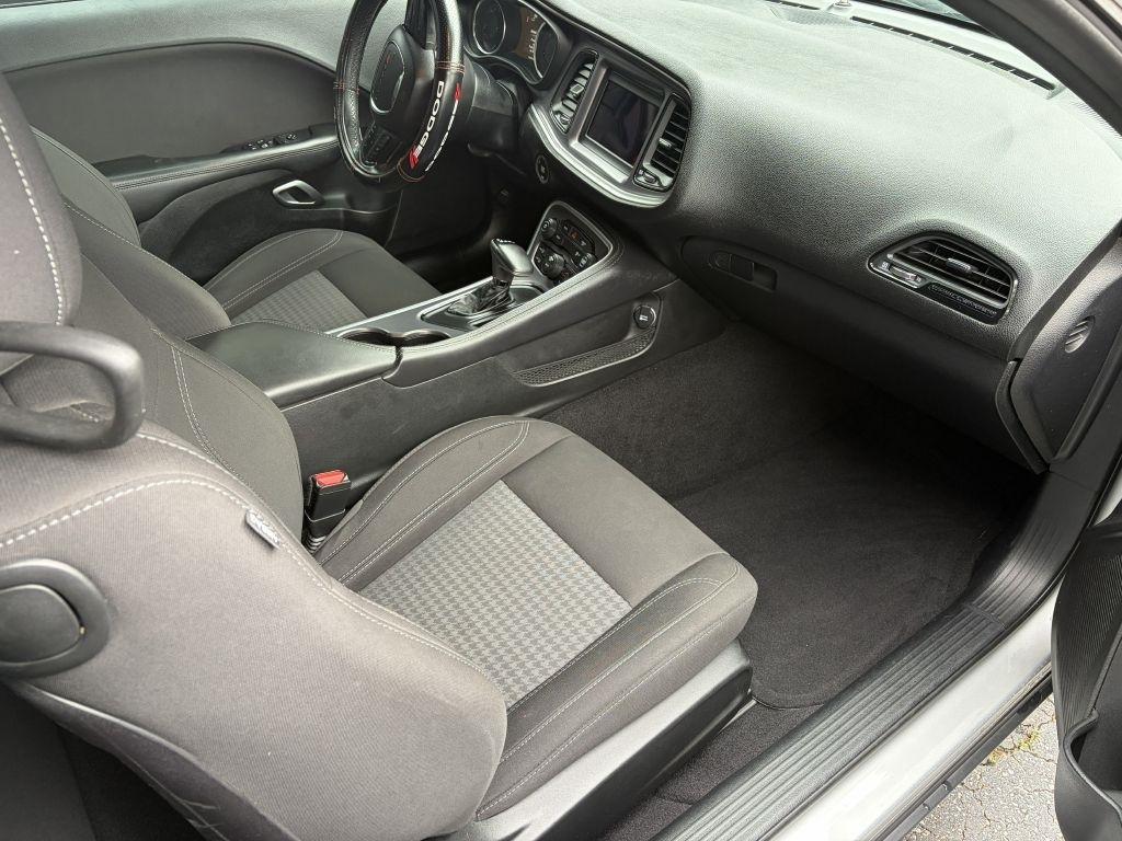 Dodge Challenger SXT 2019