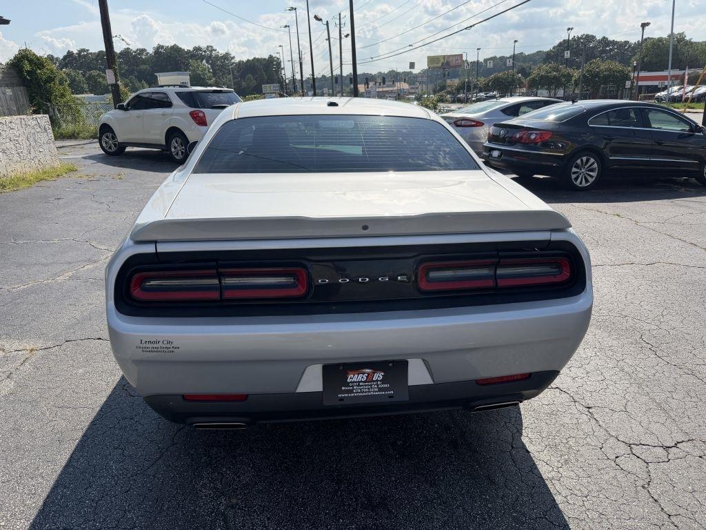 Dodge Challenger SXT 2019