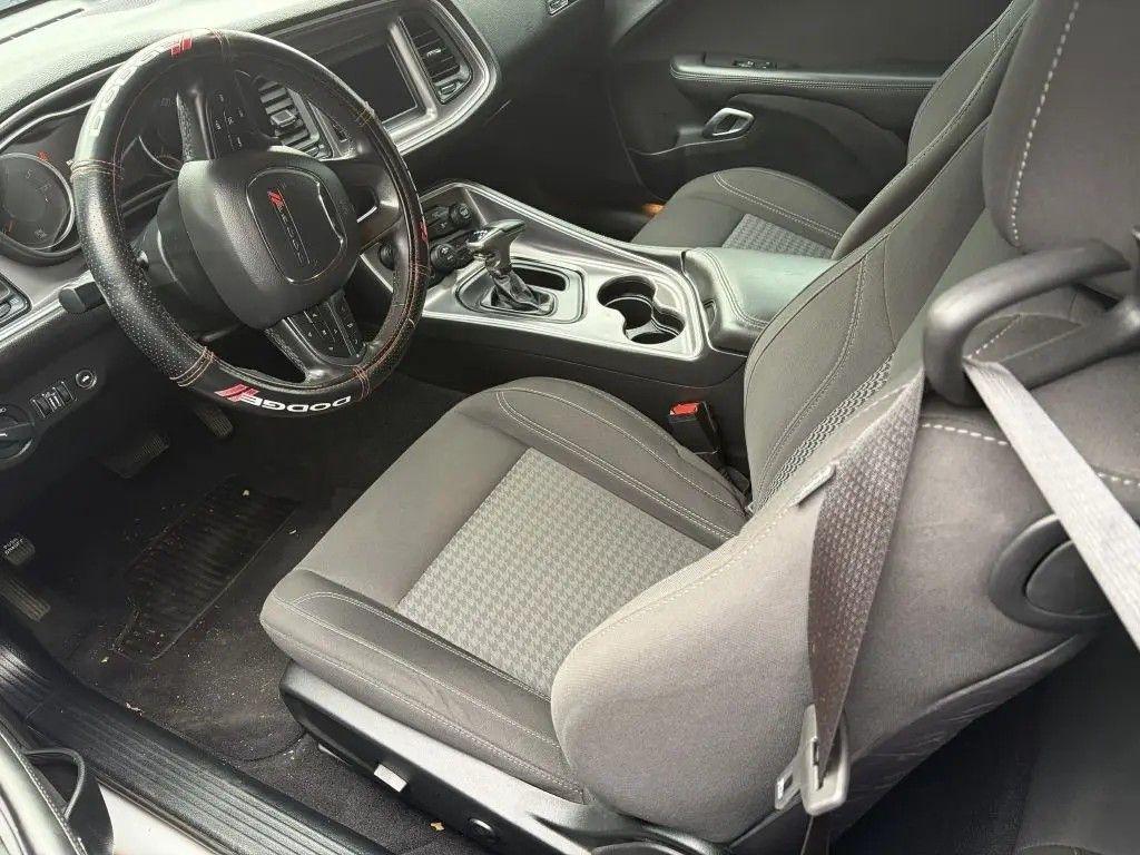 Dodge Challenger SXT 2019