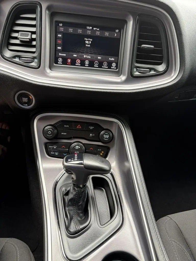 Dodge Challenger SXT 2019