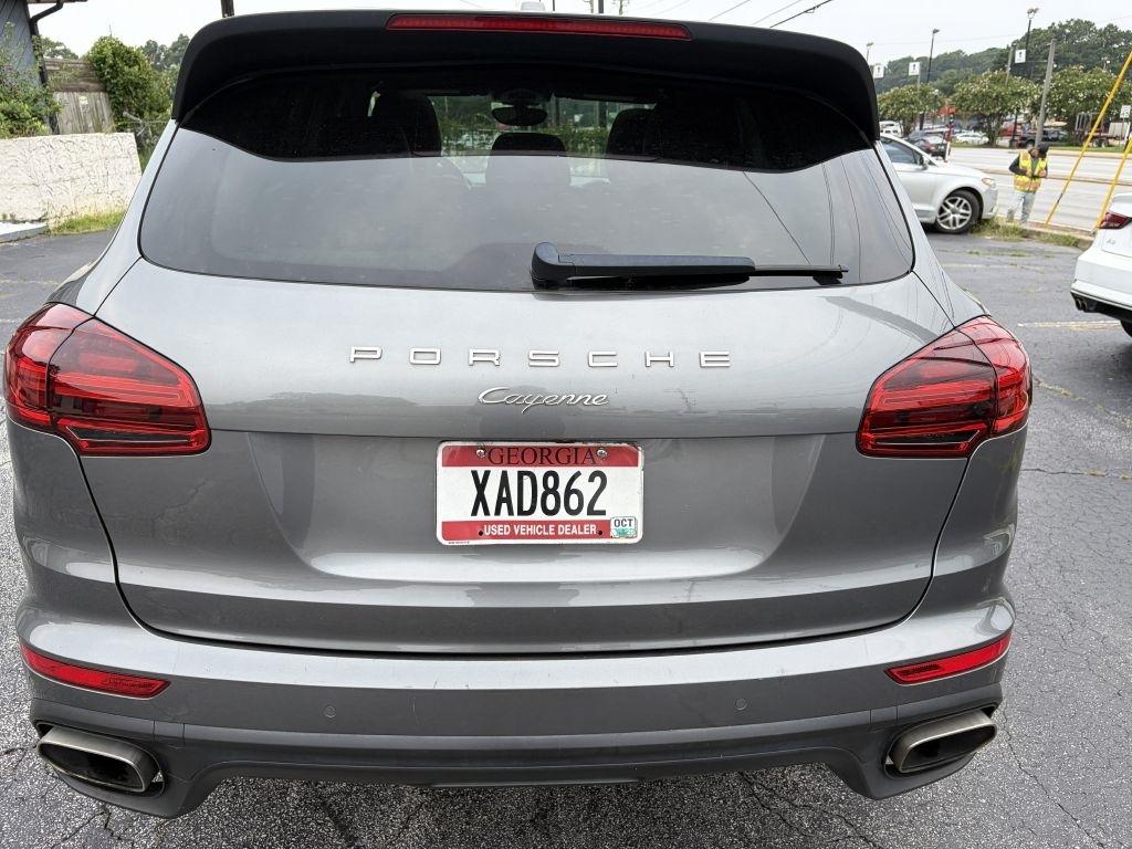 Porsche Cayenne Base 2018