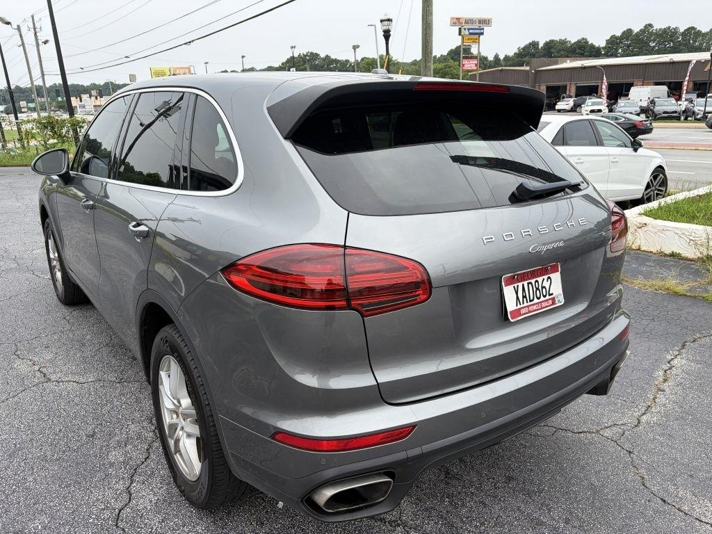 Porsche Cayenne Base 2018