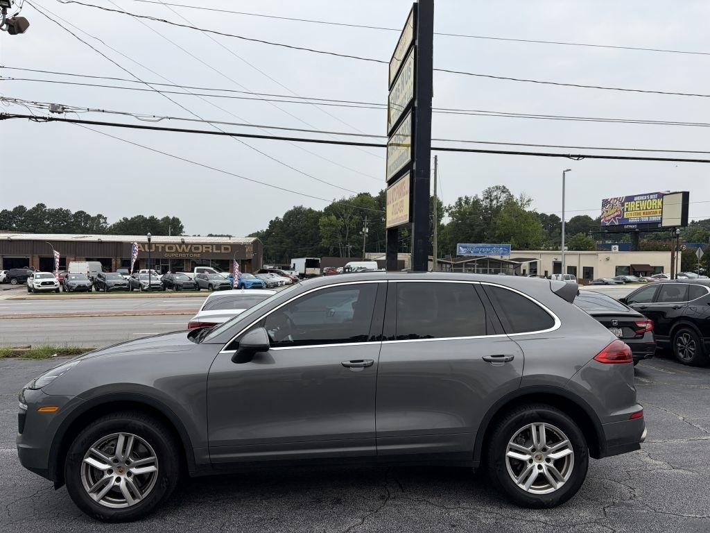 Porsche Cayenne Base 2018